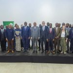 photo de famille d'officiels Ivoiriens